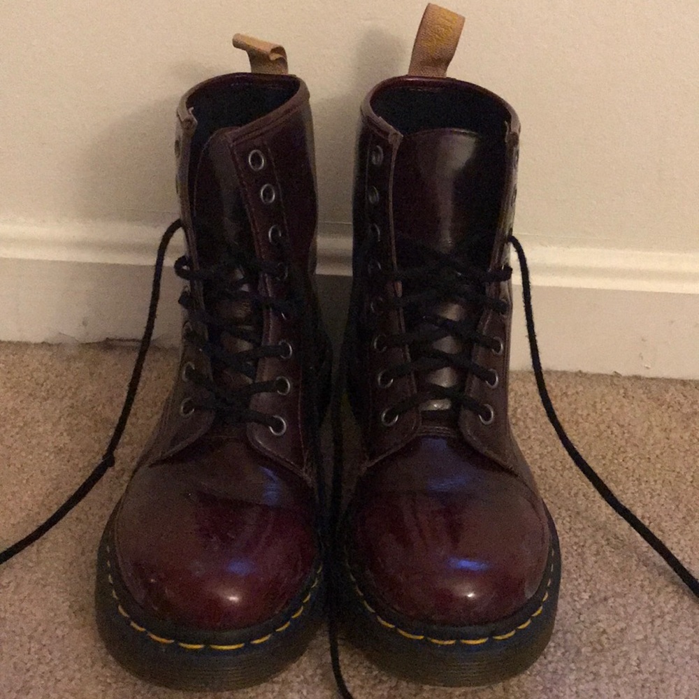 Vegan patent doc martens - women’s size 7